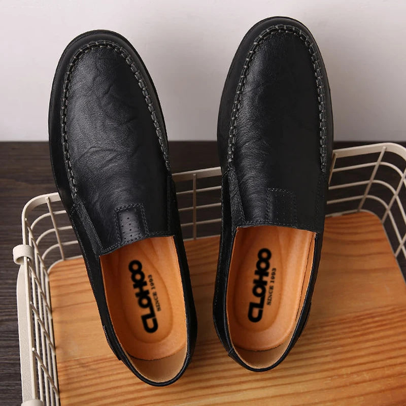 CLOHOO Men's Handmade Casual Loafers Anti-Slip Comfortable Slip-On Driving Comfortable Leather Shoes