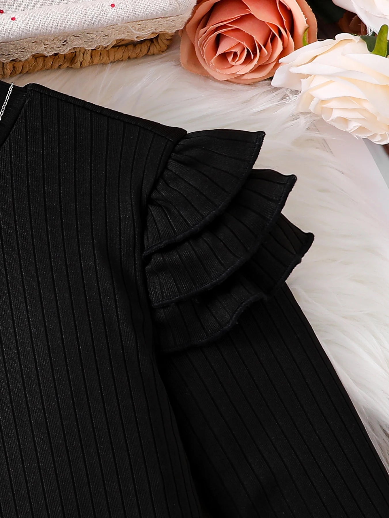 Spring and Autumn children's 2-piece fashion casual clothing white high-neck long-sleeved flying sleeve top + plaid A-line skirt