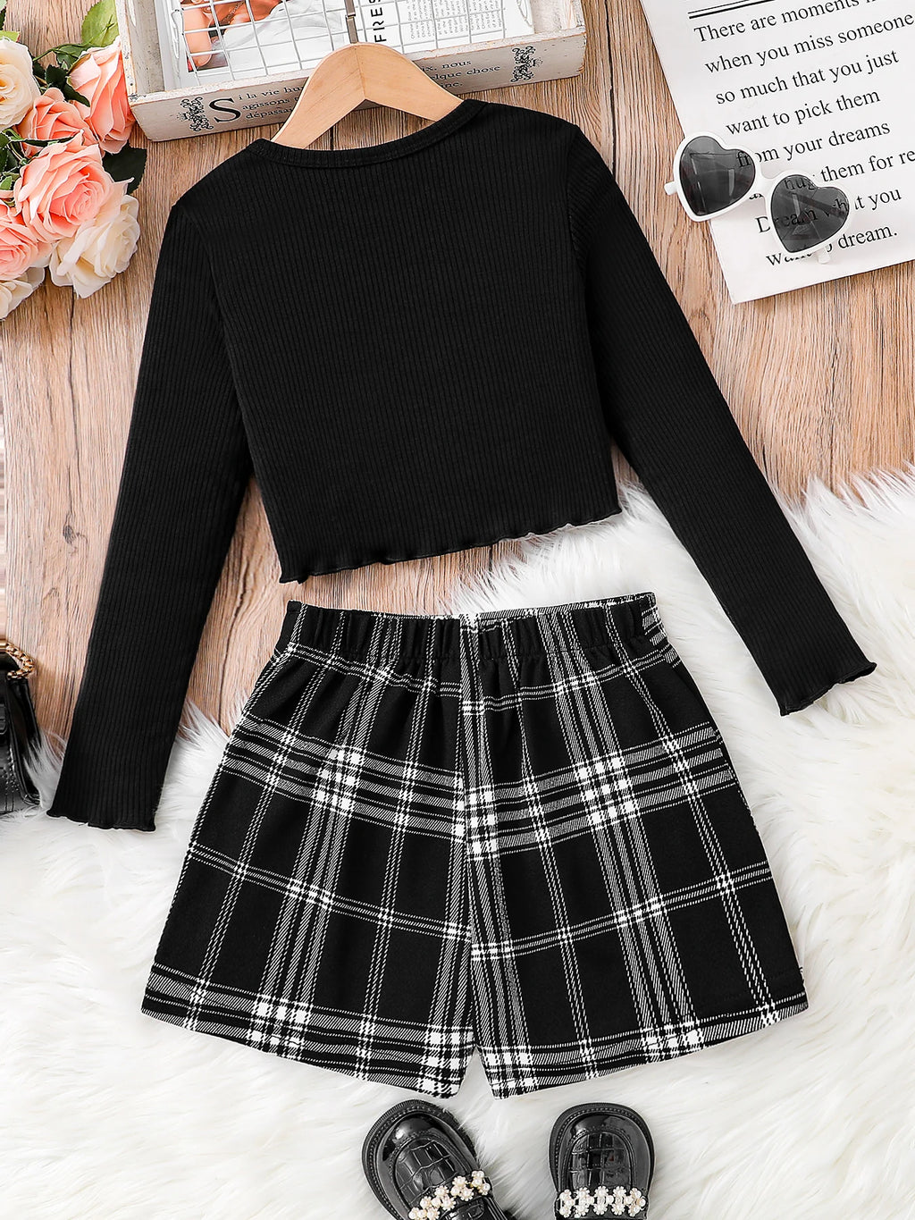 Girls spring new children's fashion casual clothing knitted crew-neck long-sleeved top + asymmetrical plaid skirt 2-piece set