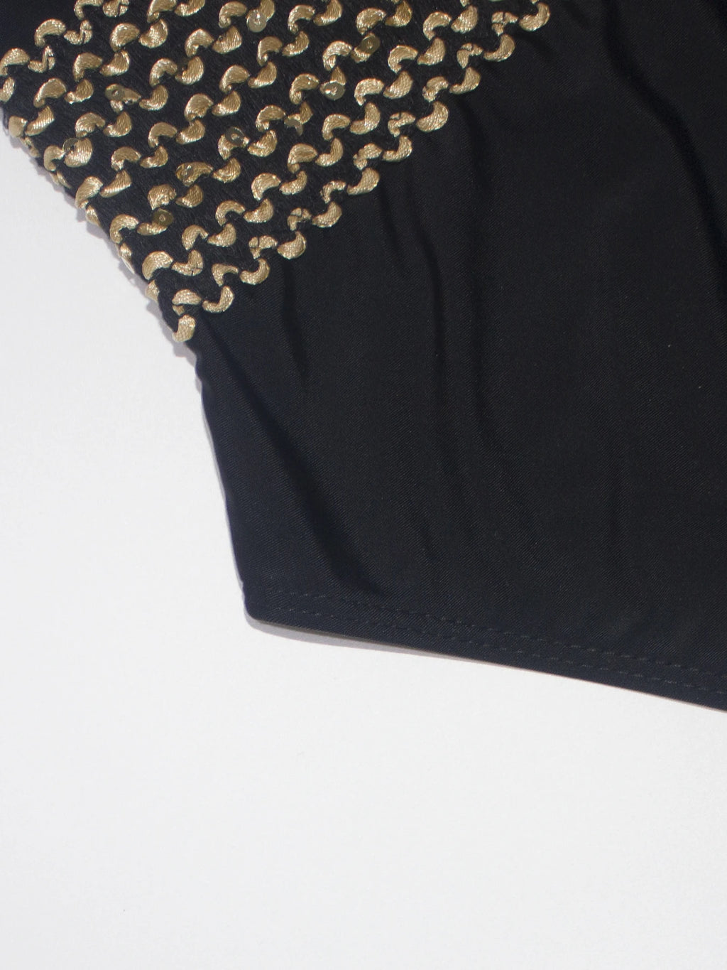 Women's Cross Strap Bandeau One-Piece Swimsuit Adjustable Tummy Control Fashionable Comfortable Swimwear for Various Body Types