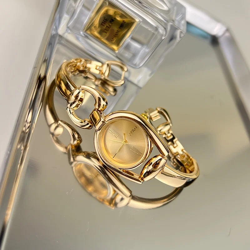1pc Elegant Ladies Luxury Golden-Tone Quartz Watch - Retro Fashion Analog Bracelet With Alloy Band And Clasp, Fashion Accessory