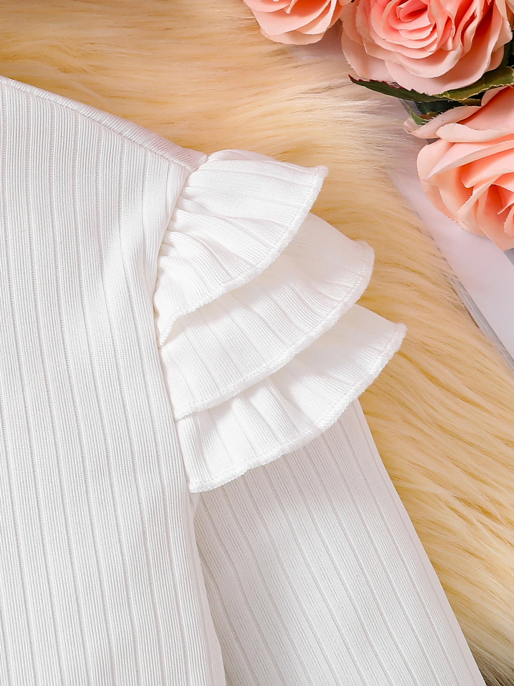 Spring and Autumn children's 2-piece fashion casual clothing white high-neck long-sleeved flying sleeve top + plaid A-line skirt