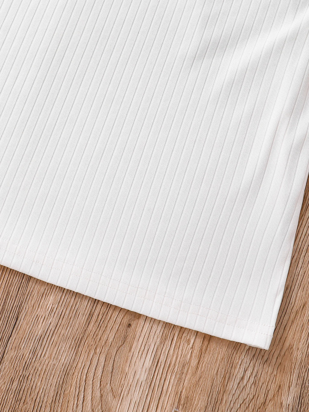 Spring and Autumn children's 2-piece fashion casual clothing white high-neck long-sleeved flying sleeve top + plaid A-line skirt