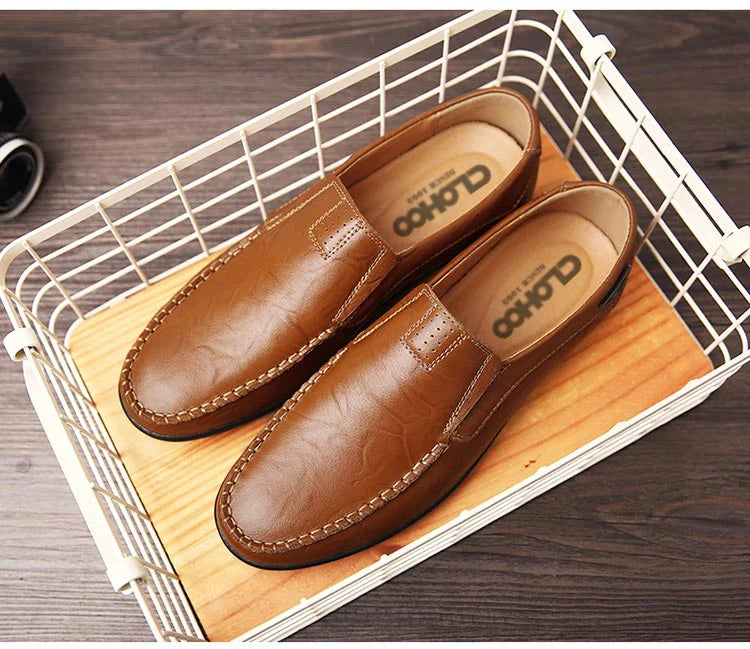 CLOHOO Men's Handmade Casual Loafers Anti-Slip Comfortable Slip-On Driving Comfortable Leather Shoes