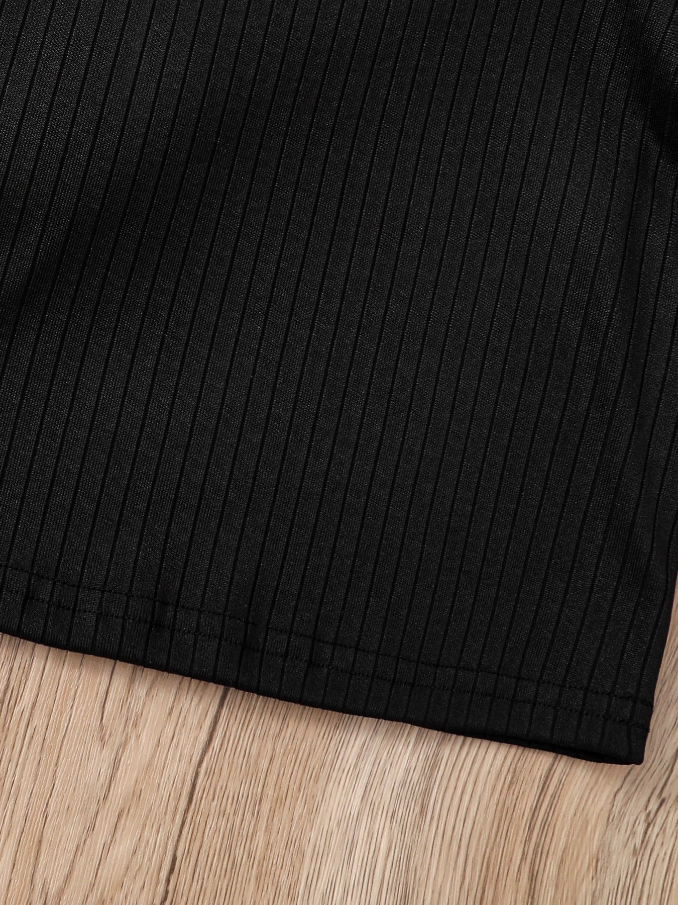 Spring and Autumn children's 2-piece fashion casual clothing white high-neck long-sleeved flying sleeve top + plaid A-line skirt