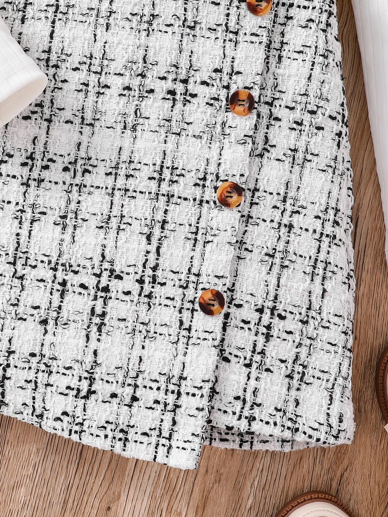 Spring and Autumn children's 2-piece fashion casual clothing white high-neck long-sleeved flying sleeve top + plaid A-line skirt