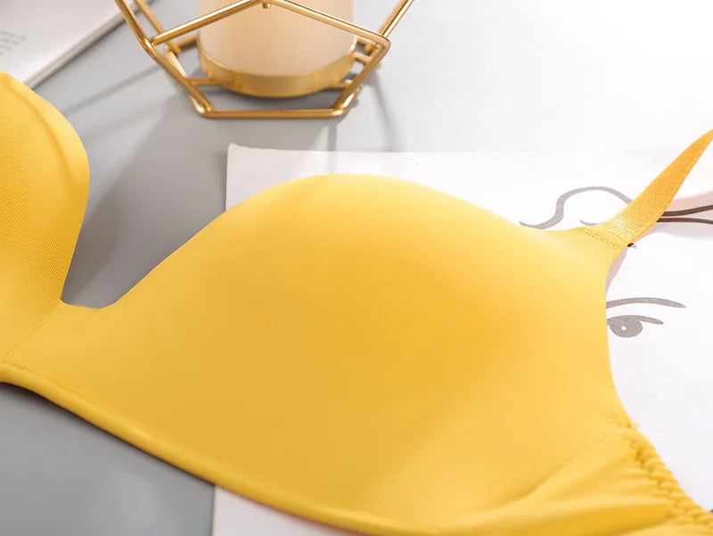 12 color light and thin seamless lingerie without steel ring, women's bra with breathable and gathered bra