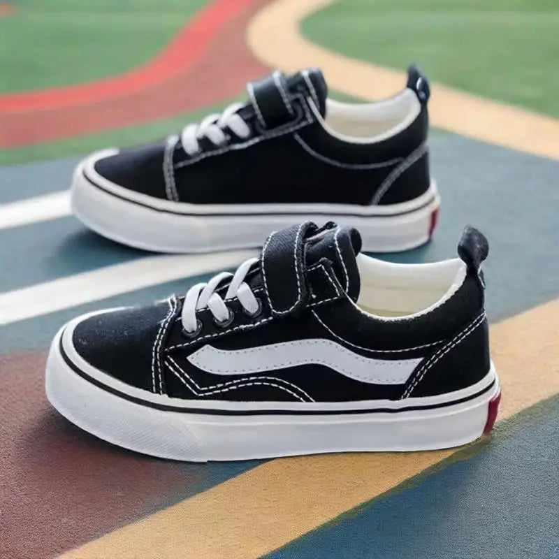 2025 Kid's New Canvas Shoes Teen Boys Fashion Sneakers Girls Casual Shoes Young Students Soft Comfort Bottom Sport Running Shoes