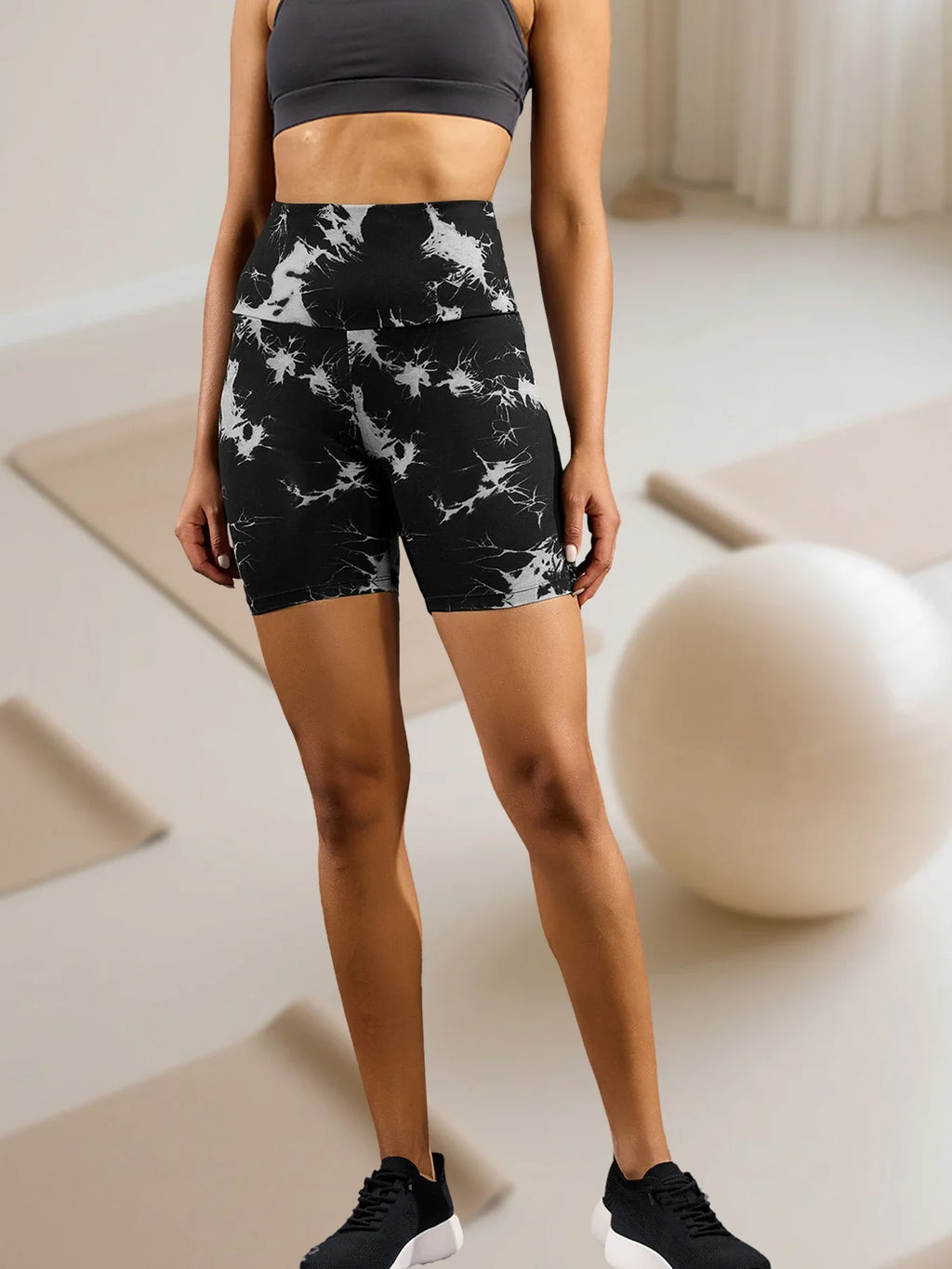 Super Soft High Waisted Tie Dye Print Sport Biker Shorts for Women No See Running Yoga Athletic Push Up Gym Shorts